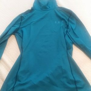 Cold weather workout turtleneck